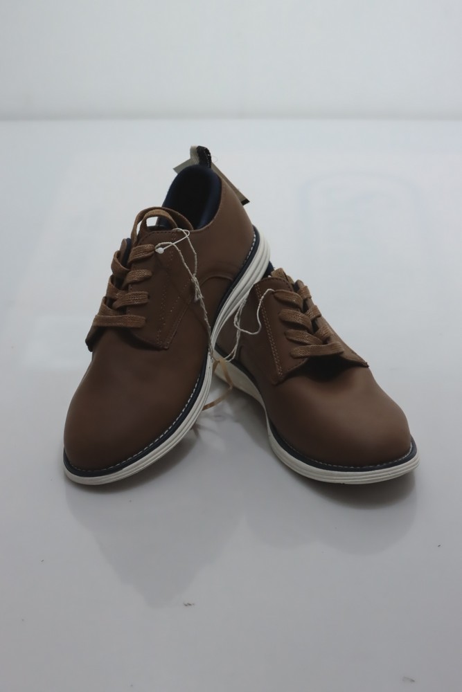 Niño Talla 5 (23.5 CM)
