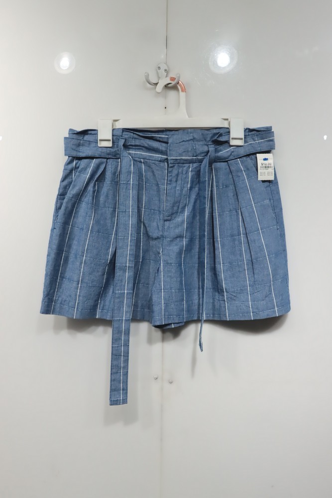 Short Talla 6